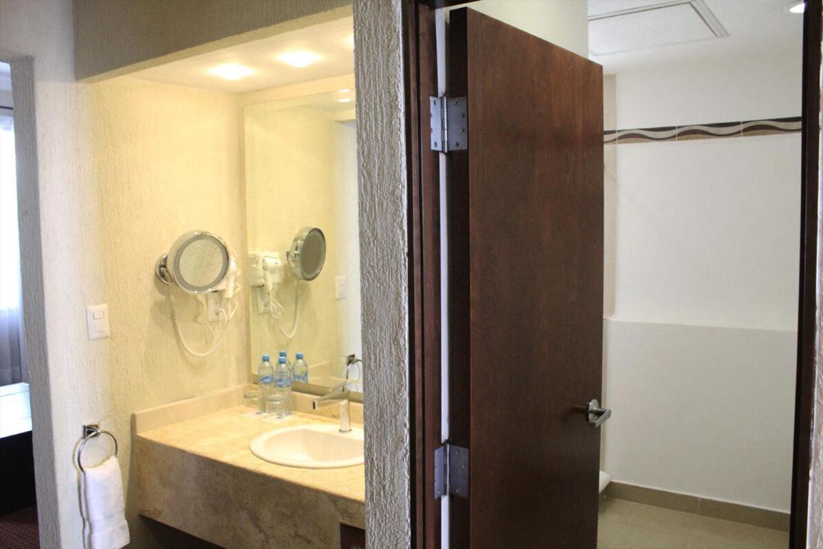 Hotel Hacienda La Venta San Juan del Río Exteriör bild